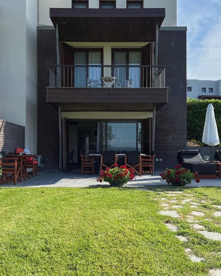 Heaven Luxury Villa Неа Рода Екстериор снимка