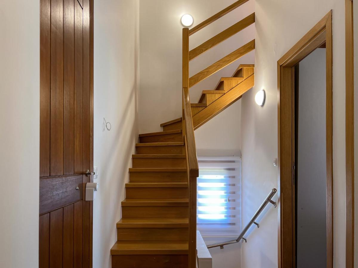 Heaven Luxury Villa Неа Рода Екстериор снимка