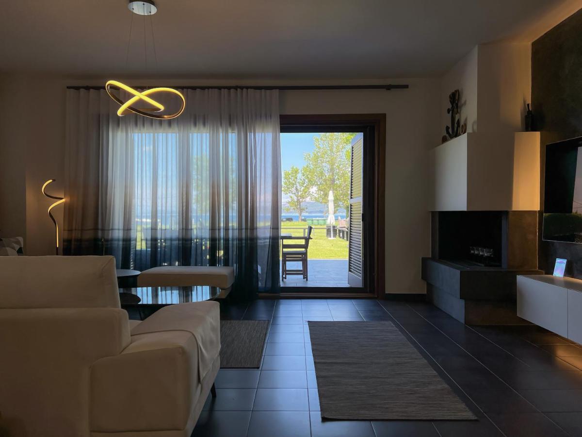 Heaven Luxury Villa Неа Рода Екстериор снимка